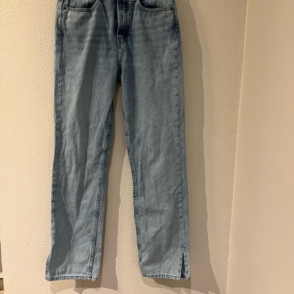 BDG Split-Ankle High-Rise Relaxed Straight Jean - Picture 9 of 10